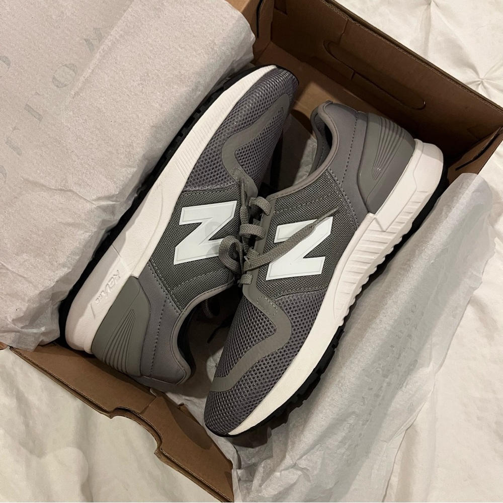 New Balance Gray 247S Lifestyle Shoes MS247SA3